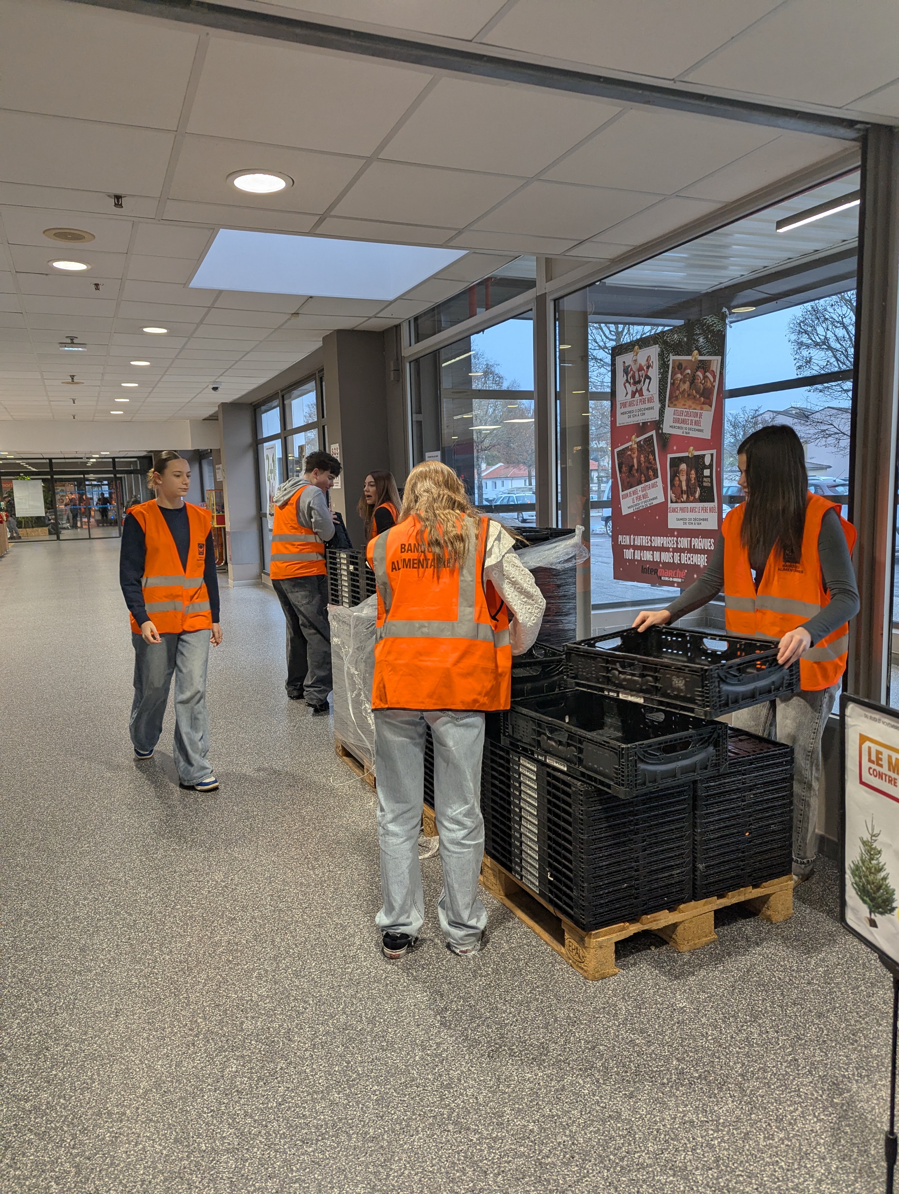 PXL 20251128 072705504